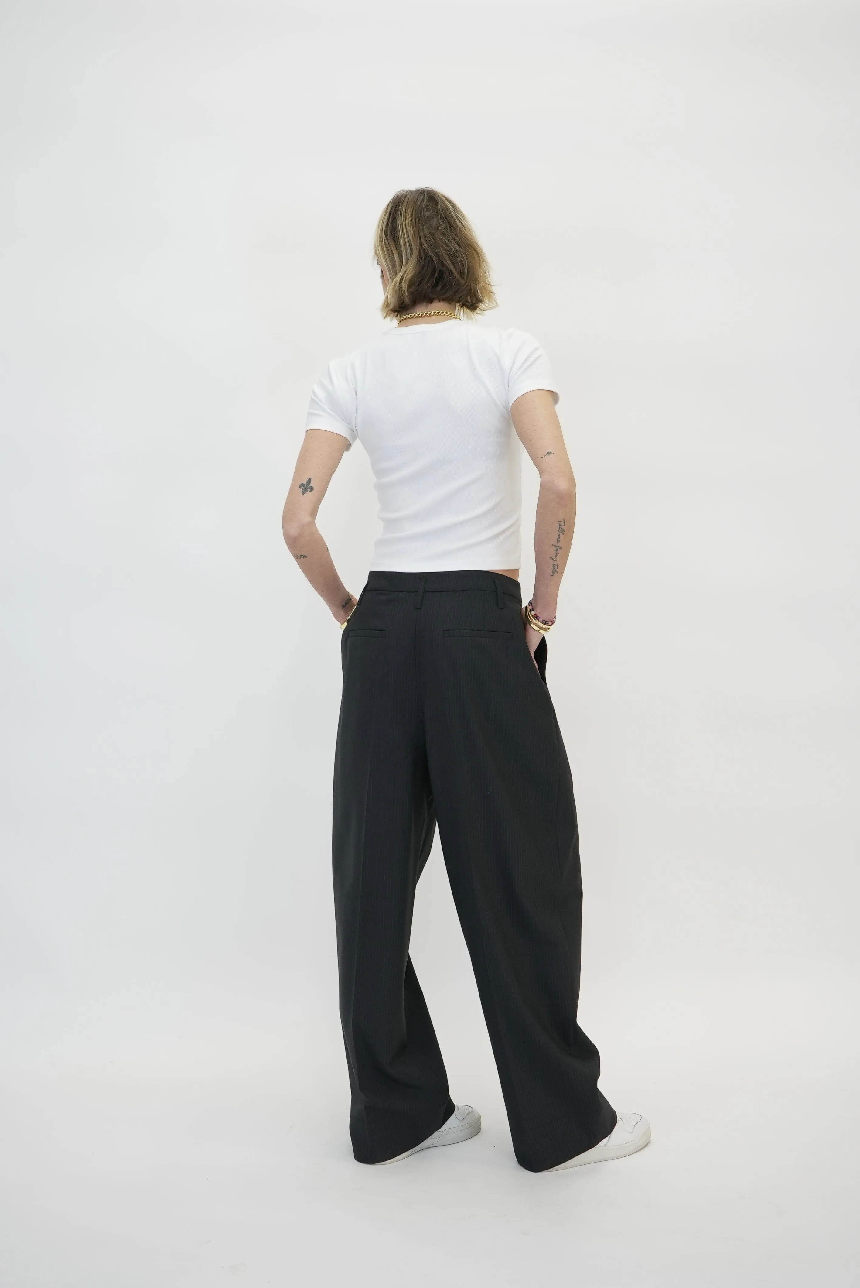 CARLA PANTS IN DARK GREY