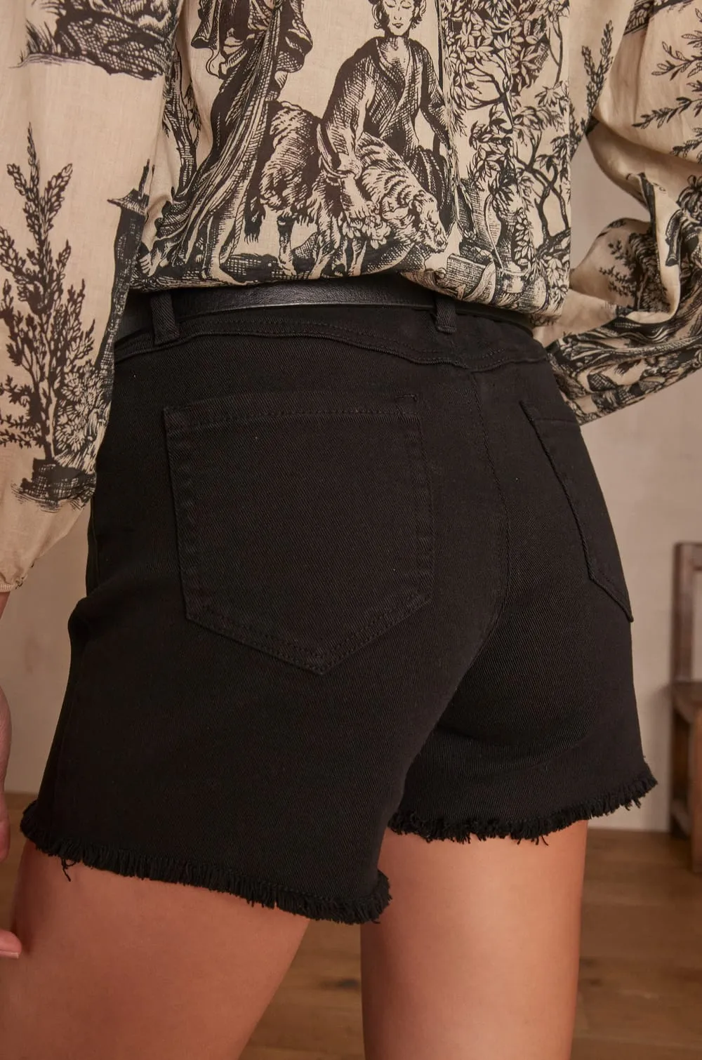STEFFIE BLACK MINI SHORTS